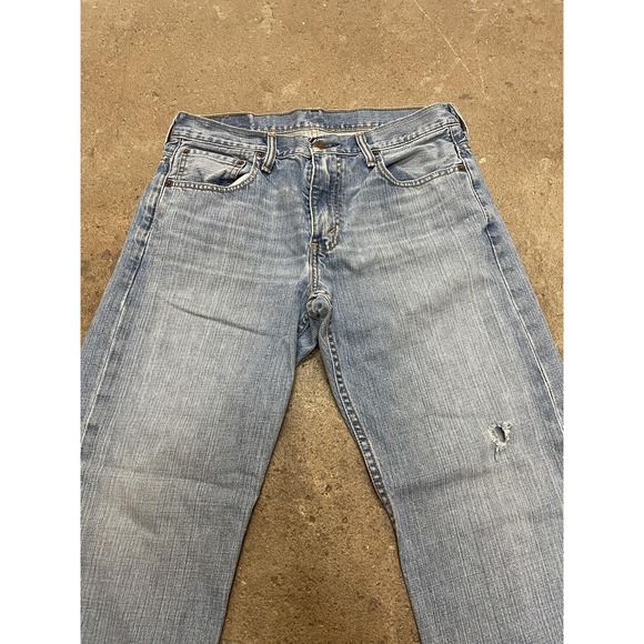 Levis 569 Jeans Mens 31x30 Light Wash Blue Loose Straight Leg Distressed Denim - Picture 4 of 16